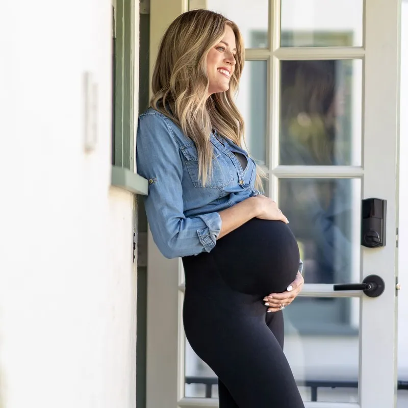 Maternity Leggings with Bump Support 3 Maternity Leggings with Bump Support